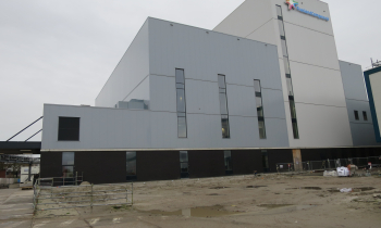 Oostgevel gebouw.JPG