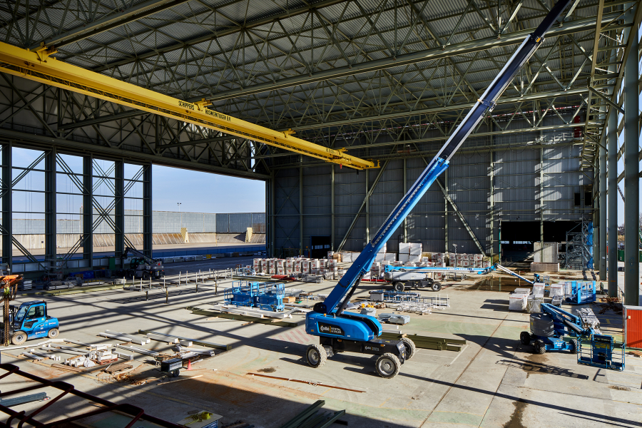 KLM Hangar 10 - ©Milan Hofman