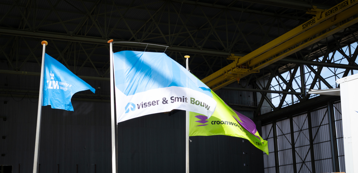 KLM Hangar 10