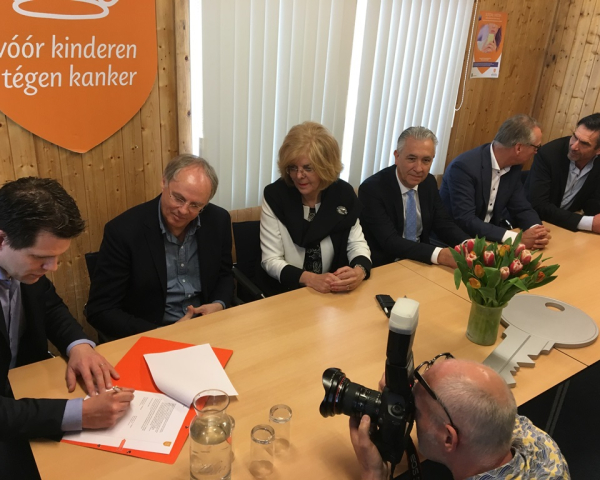 3. De ondertekening.JPG